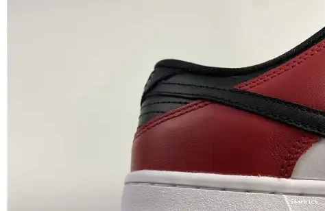 BQ6817-600 Chicago Nike SB Low J-Pack Dunk 0605